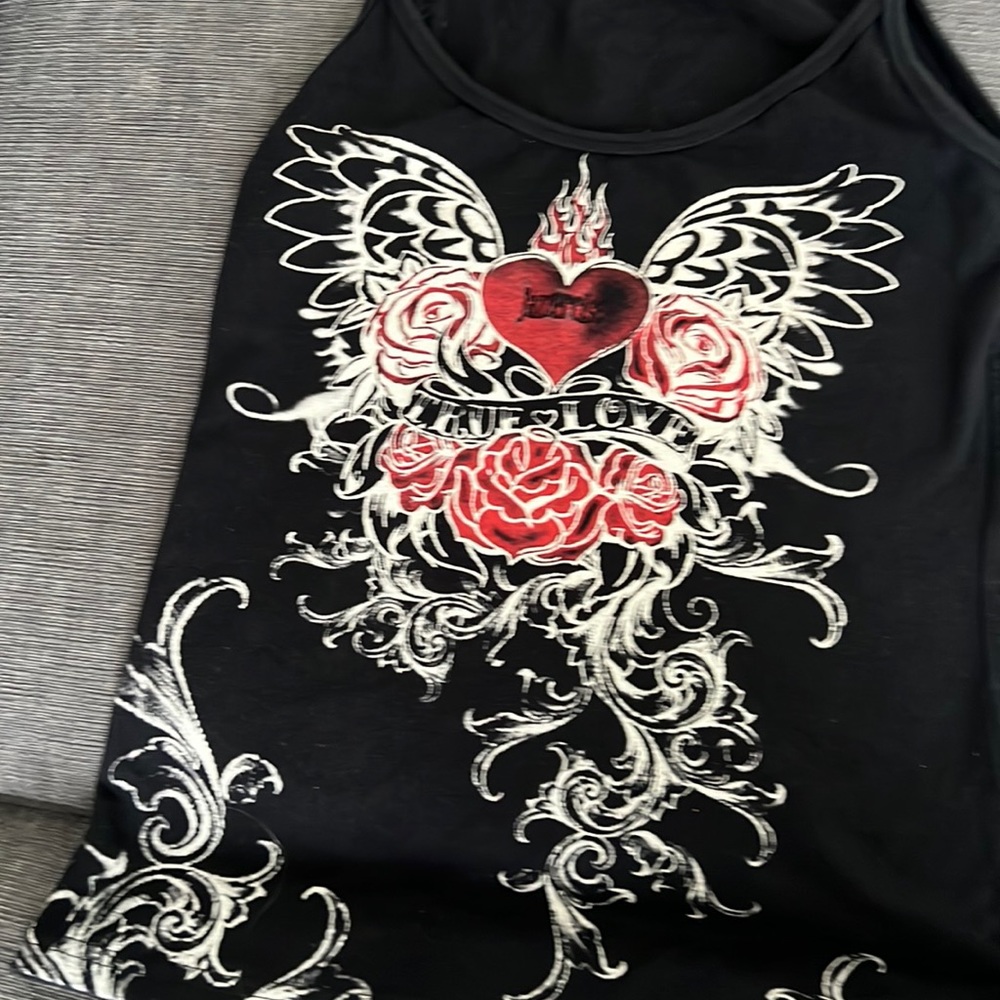 Black with red heart and other designs Jazzercise top in mint condition